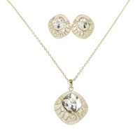 ENAMEL GEMSTONE DIAMOND SHAPED NECKLACE SET